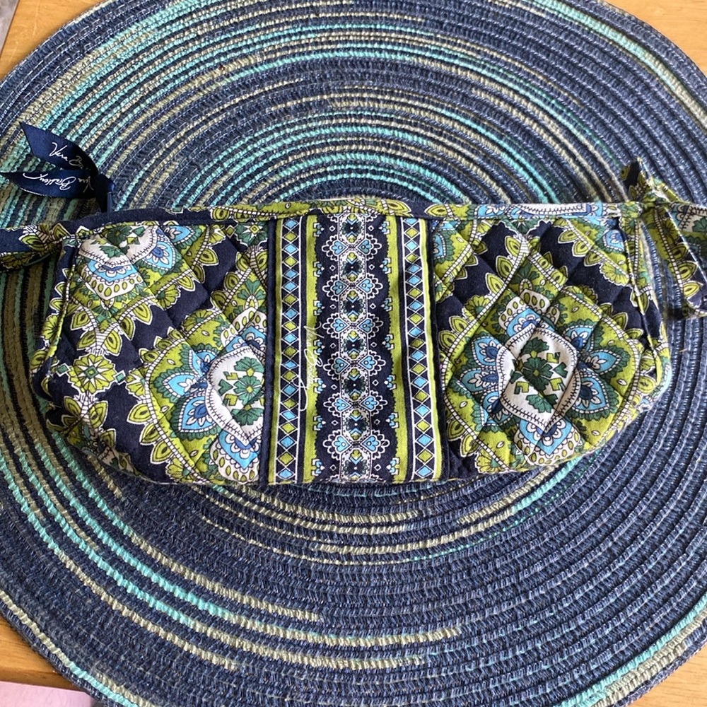 Vera Bradley Cambridge Blue Green Paisley Print cosmetic bag